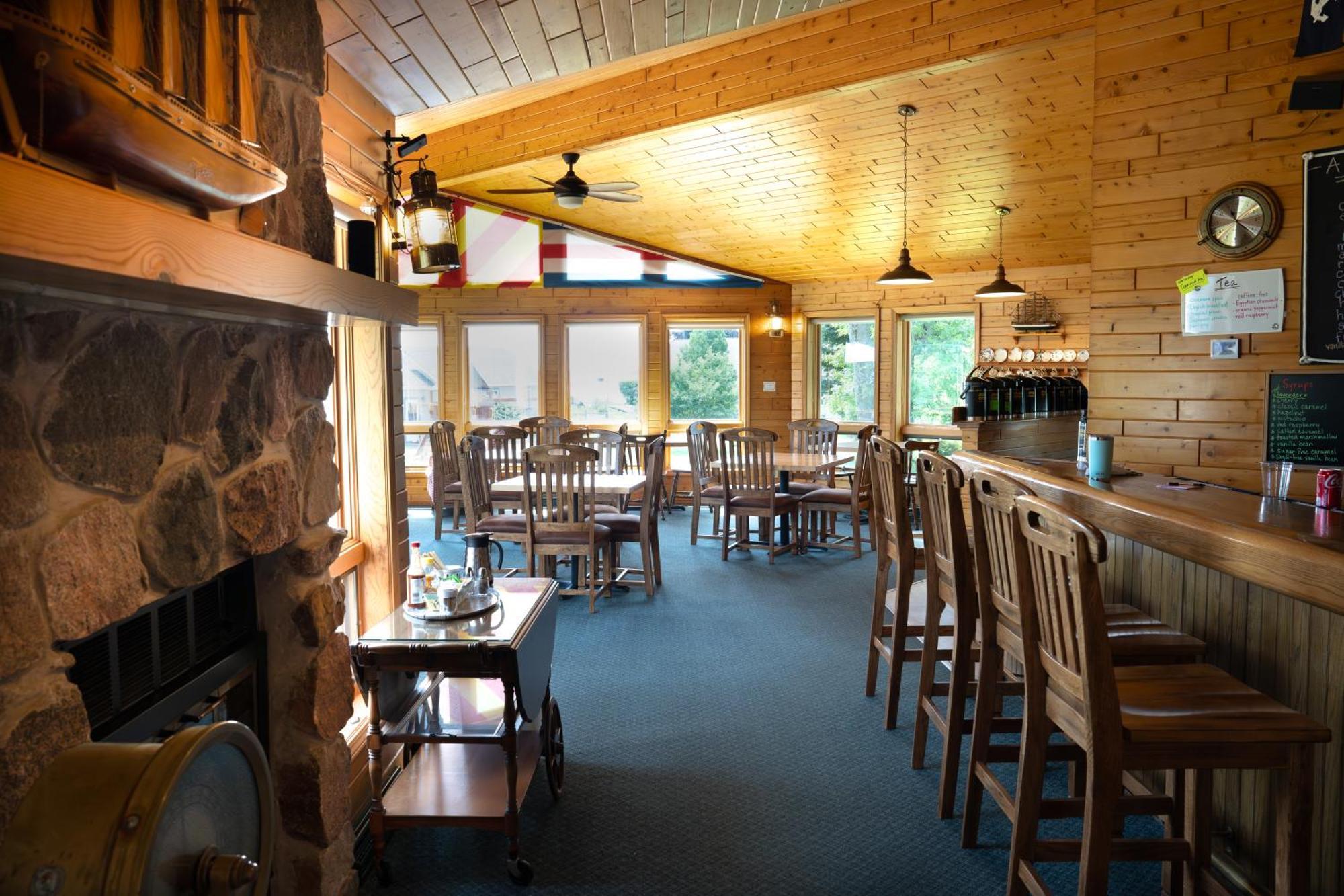 Square Rigger Lodge Jacksonport Экстерьер фото
