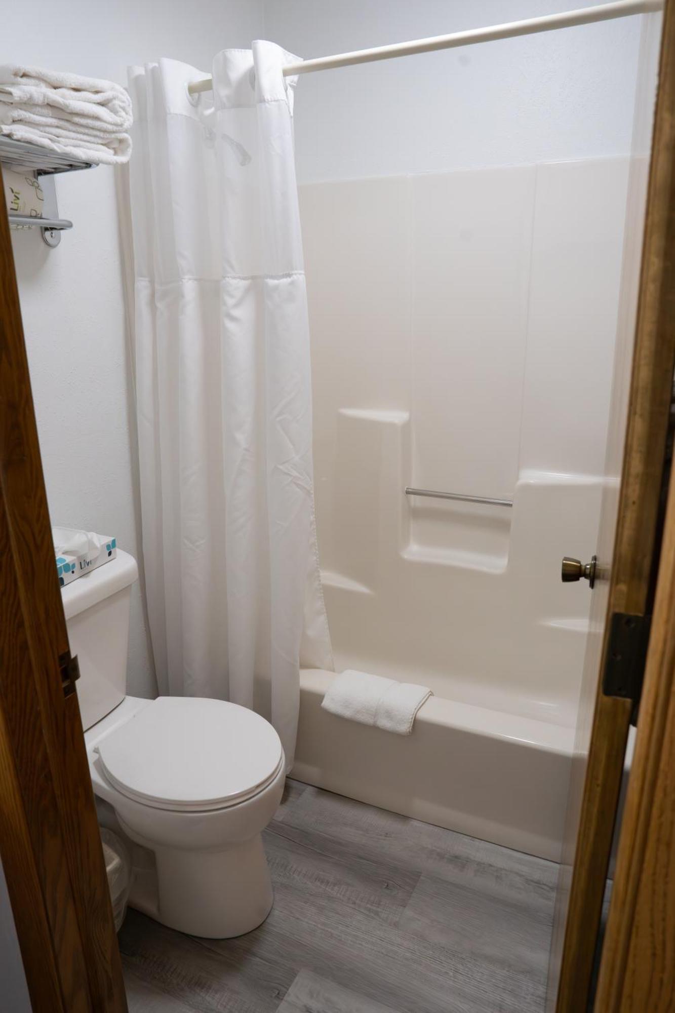 Square Rigger Lodge Jacksonport Экстерьер фото