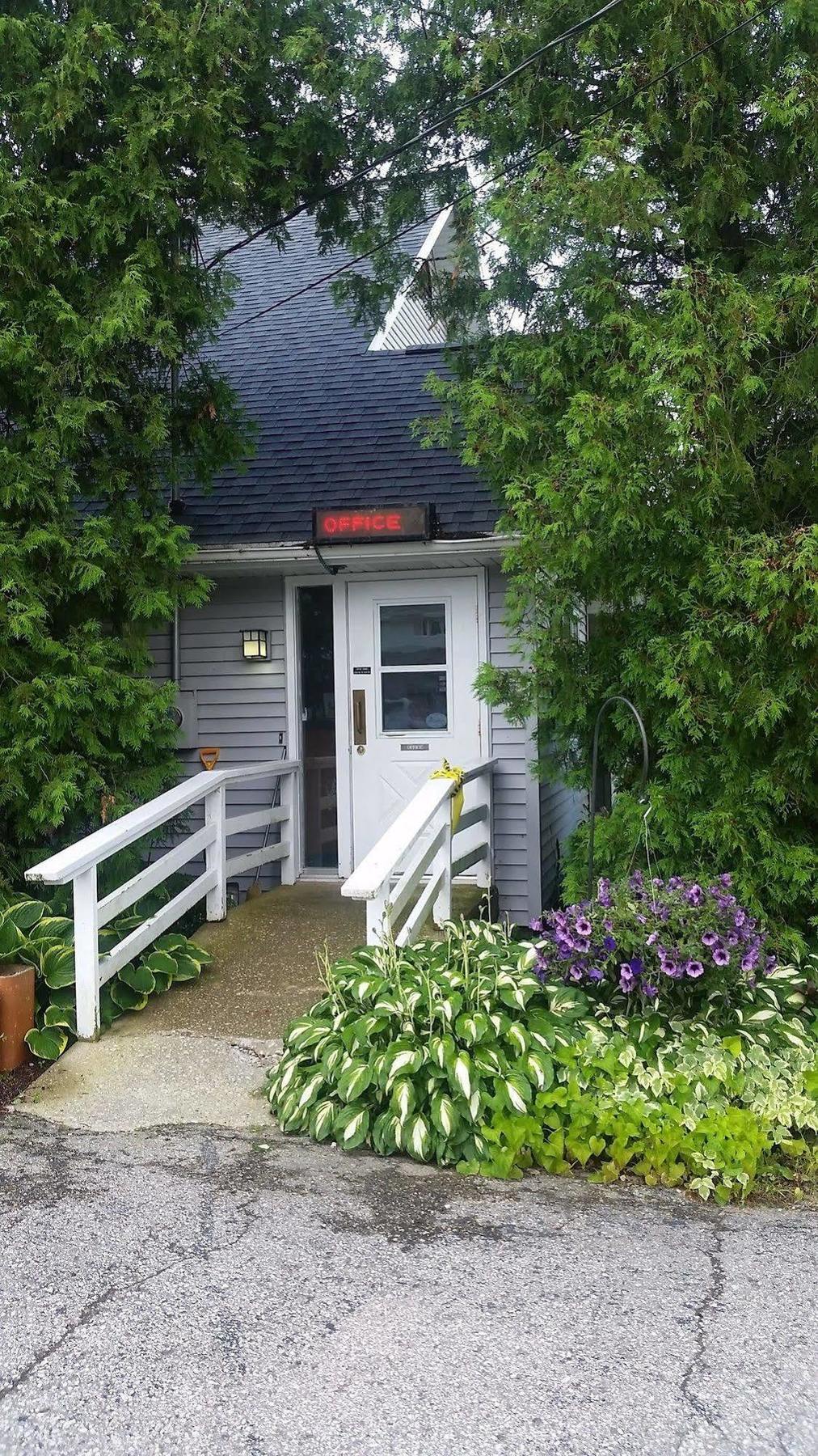 Square Rigger Lodge Jacksonport Экстерьер фото
